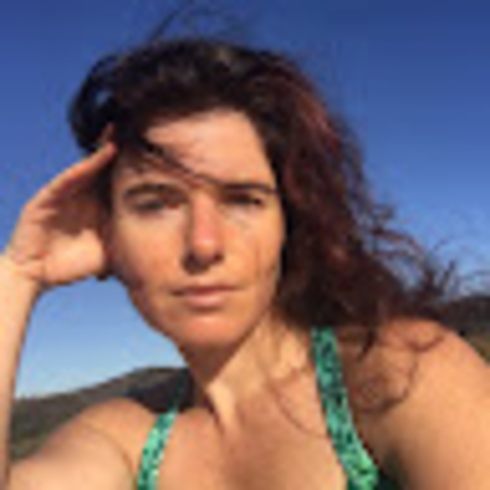 Meet your Posher, Maya